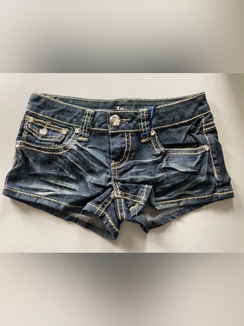 NWT Y2K VTG Z2 EANS Juniors Denim Shorty Shorts/Low Rise/Distressed/Rhinestone